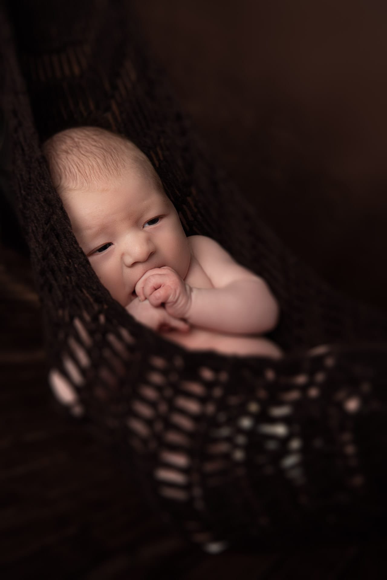 Photo artistique de nouveau-né à Olette